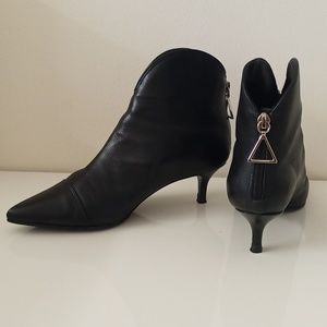 Schutz ankle boots. Size 8